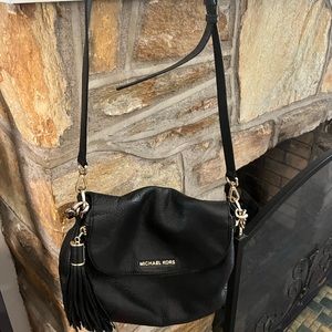Michael kors grain leather purse